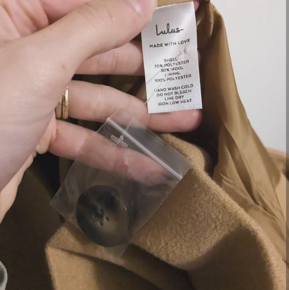 NWT Lulu's Style Squad Tan Long Coat with Classic Tailored Style - Picture 7 of 7